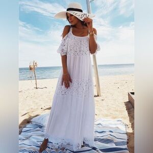 SHEILAY Elegant White Lace Cold Shoulder Maxi Dress NWT